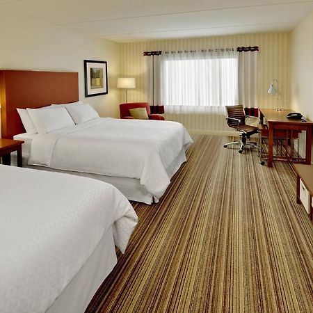 Four Points By Sheraton Cambridge Kitchener, Ontario Exteriör bild