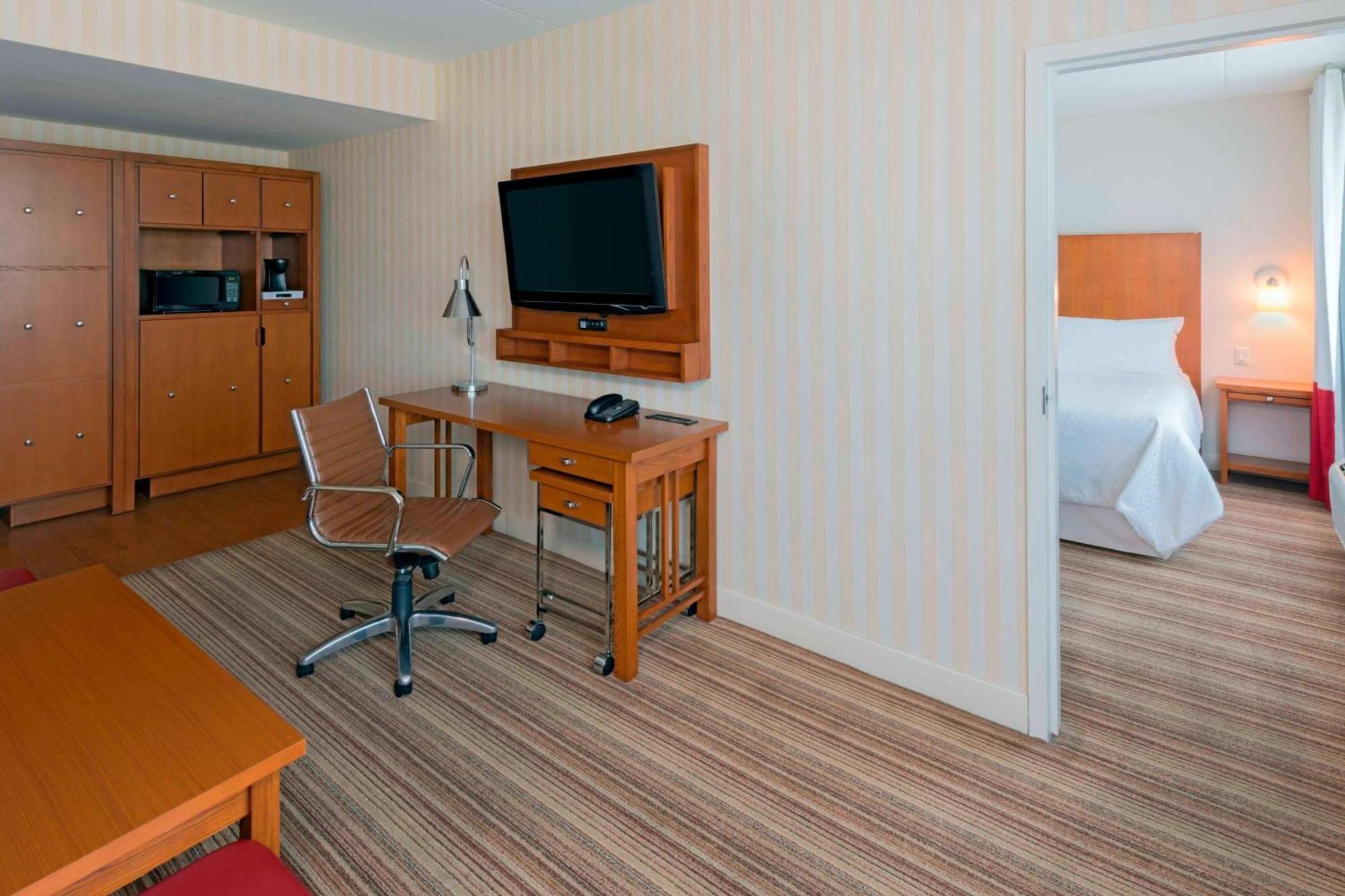 Four Points By Sheraton Cambridge Kitchener, Ontario Exteriör bild