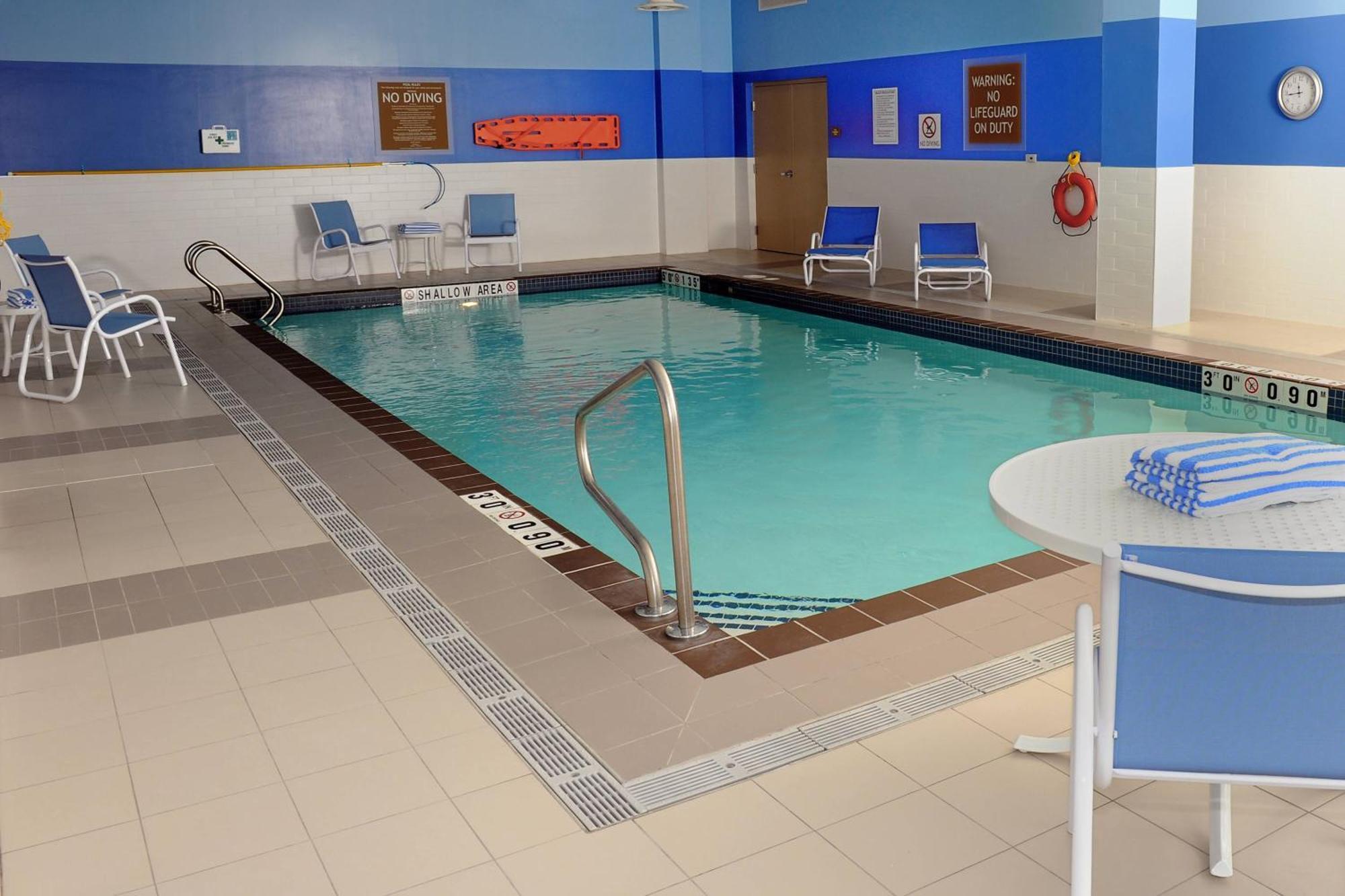 Four Points By Sheraton Cambridge Kitchener, Ontario Exteriör bild